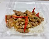 รูปขั้นตอนการทำที่ 2 ของ หมูสามชั้นผัดกะปิ