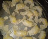 Foto del paso 1 de la receta: Medialunas rellenas rápido 😊