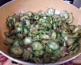A picture of step 4 of Bitter Gourd Fry.