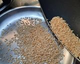 A picture of step 2 of UAE Tahini Sauce.
