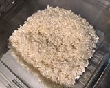 Une image de l'étape 2 de Riz moulé à la pêche, vin blanc et curcuma.