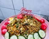 Foto langkah ke 9 dari resep Mie Goreng Ulang Tahun.. (Mie Goreng Panjang Umur) enyakkk😋.