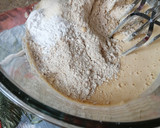 Foto del paso 3 de la receta: Blondies de manzana y cacahuate