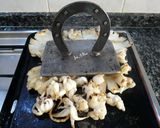 Foto del paso 1 de la receta Sepia plancha con vinagreta de ajo y perejil