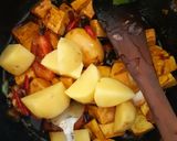 Foto langkah ke 6 dari resep Semur telur tahu enak.