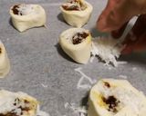 A picture of step 2 of Ondeh Ondeh Puff Pastry With Cinnamon Sugar Topping.