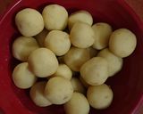Foto langkah ke 3 dari resep Bola Bola Ubi.