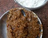 A picture of step 1 of Til, Fig & Gur Halwa.