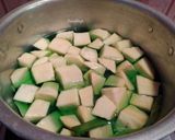 Foto langkah ke 2 dari resep Bubur Ubi Tapioka Pandan.
