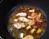 A picture of step 3 of Chicken Pad Thai.