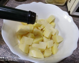 Foto del paso 2 de la receta: Patatas aliñadas en 25 minutos