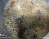 Foto del paso 3 de la receta: "Calzone" de huevo con ajos tiernos y setas