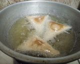 முளைக்கட்டிய பச்சைப்பயறு சமோசா ரெசிபி ஸ்டேப் 7 புகைப்படம்