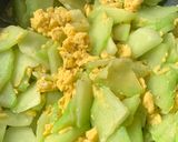 Hình bước làm 3 của món Xu xào trứng