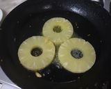 A picture of step 4 of Grilled pineapple chicken with vegetables.