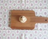 Foto del passaggio 6 della ricetta Briochine con pomodorini secchi e mousse di crescenza al coriandolo