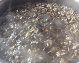 Foto del paso 2 de la receta: Arroz con pota en su tinta🦑🍚