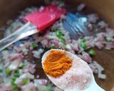 A picture of step 2 of Kanda Poha.