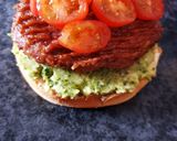 Une image de l'étape 3 de Burger aux légumes verts 😋.