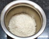 तिरंगा नारियल लड्डु (Tiranga nariyal ladoo recipe in Hindi) रेसिपी चरण 1 फोटो