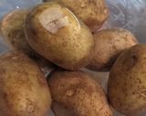 Foto langkah ke 1 dari resep Keripik Kentang Mustofa / keripik kentang Balado.