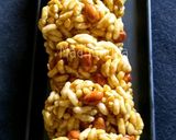 A picture of step 4 of Murmura Chikki.