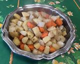 Une image de l'étape 13 de Pommes de terre, carottes et navets marteaux fruités.