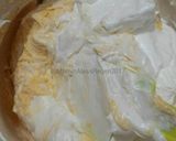 Foto langkah ke 8 dari resep Marmer Cake.
