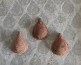 Foto del passaggio 12 della ricetta Castagne di frolla con datteri cioccolato fondente e castagne