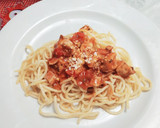 Foto del paso 6 de la receta: Espaguetis con pollo y panceta en salsa al vino