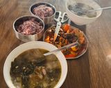 A picture of step 5 of Seaweed soup (Korean birthday soup).