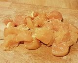 Foto del paso 3 de la receta: Corazones de alcachofa con lecho de pollo, cebolla y champiñones