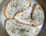 Foto del paso 1 de la receta: Tostadas saborizadas