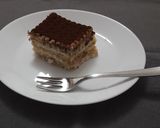 Pas rețetă Dessert cu biscuiți și cremă 8 fotografie