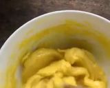Hình bước làm 3 của món Mayonnaise làm sốt trộn salad đánh bằng đũa ăn cơm