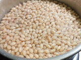 Kacang Bawang Renyah Tidak Keras