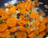 Foto del paso 3 de la receta: Lomitos de cerdo estofado