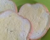 Foto langkah ke 2 dari resep Roti Tawar panggang Ala-ala Roti John.