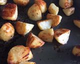 A picture of step 4 of Extra Crispy Roasties 👌.