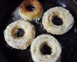 Foto del paso 7 de la receta: Cebollas y muzzarella rebozadas con hamburguesas de carne