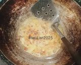 Foto langkah ke 2 dari resep Orak Arik Tahu Sosis.