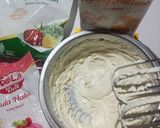 Foto langkah ke 2 dari resep Brownies Batik Keju Lumer.