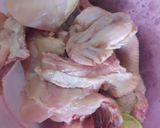 Foto langkah ke 1 dari resep Ayam Rica-rica Versi Ramah Anak (Tidak Pedas).