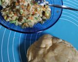 Foto langkah ke 5 dari resep *Chicken Pie*.