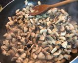 Gombaszószos melegszendvics recept fázis 3 fotója