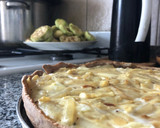 Foto del paso 4 de la receta: Tarta de cebolla y queso + salsa blanca ❤️ masa integral