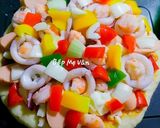 Hình bước làm 4 của món Bánh Pizza Nhà Làm