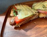 Hình bước làm 8 của món Toast Double Cheese và Xúc Xích - Bữa Sáng 5 sao chỉ trong 5’