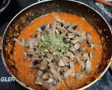 A picture of step 5 of Mushroom Do Piyaza.