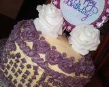 A picture of step 3 of Birthday cake.